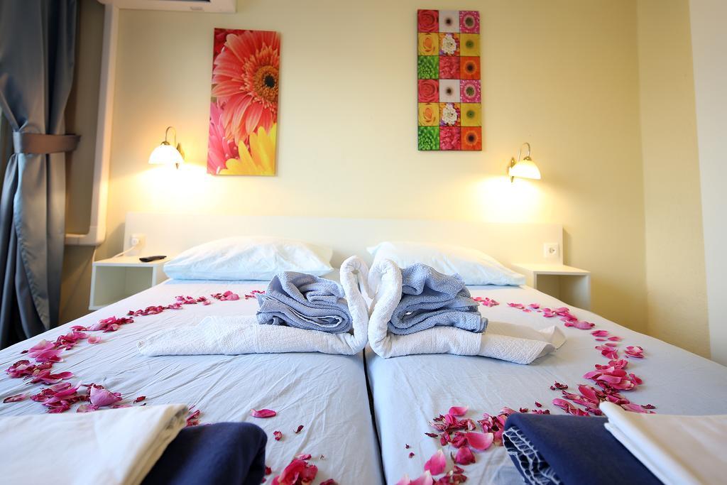 Guest House Zeba & Riviera سيلو المظهر الخارجي الصورة