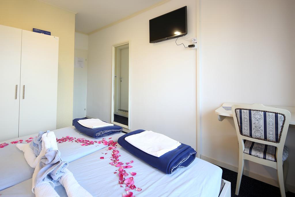 Guest House Zeba & Riviera سيلو المظهر الخارجي الصورة