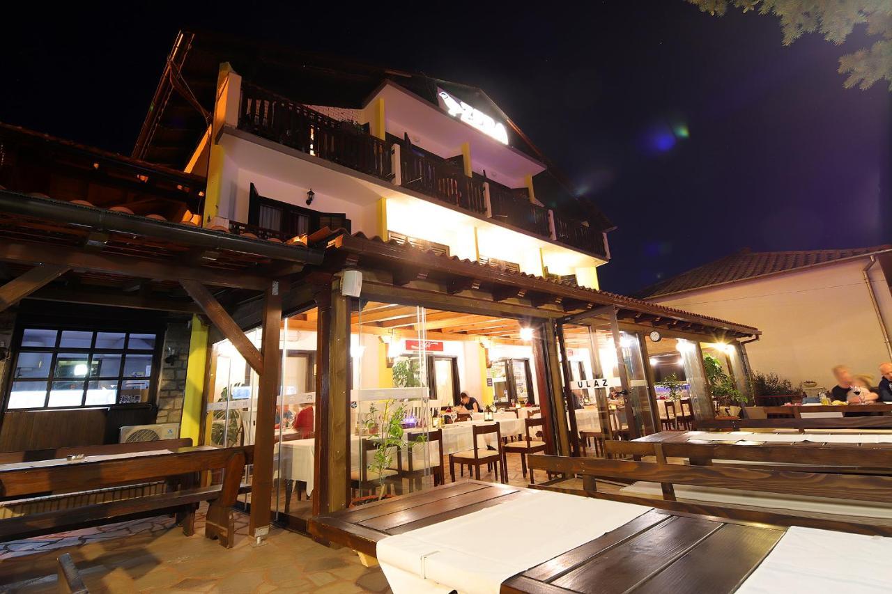 Guest House Zeba & Riviera سيلو المظهر الخارجي الصورة