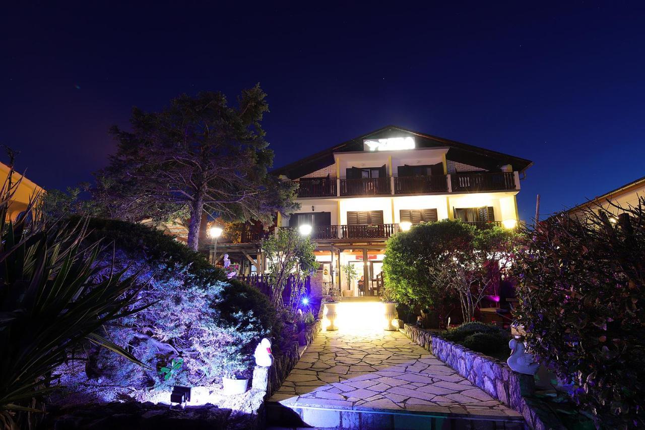 Guest House Zeba & Riviera سيلو المظهر الخارجي الصورة
